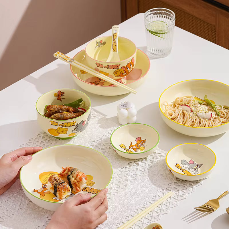 Tom & Jerry™ 5-Piece Dining Set