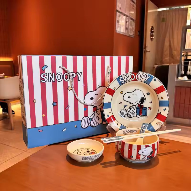 Classic Stripe 4-Piece Tableware Set