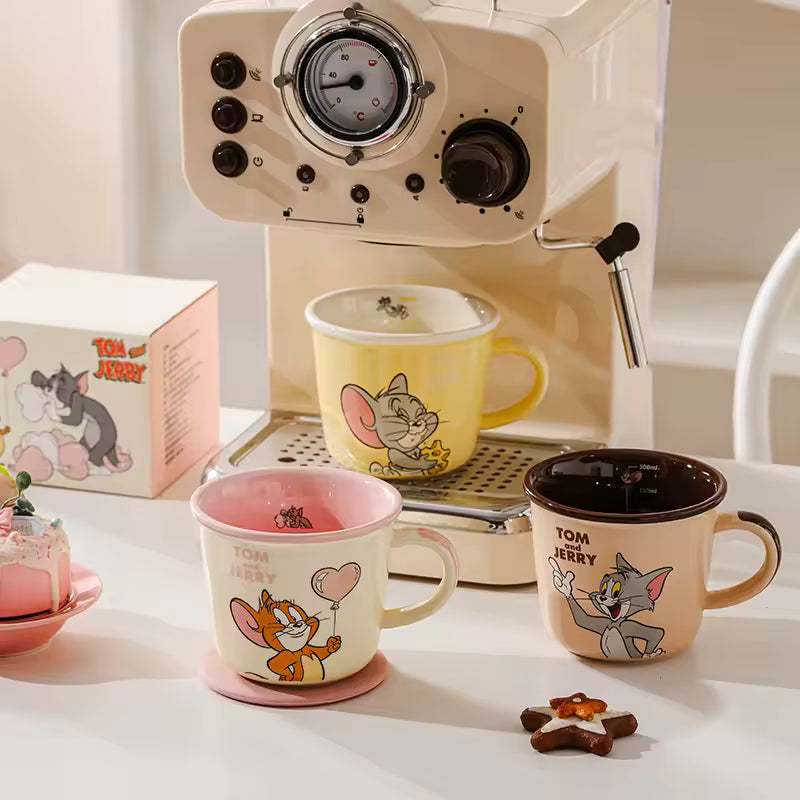 Classic Character Coffee Mug – 340ml