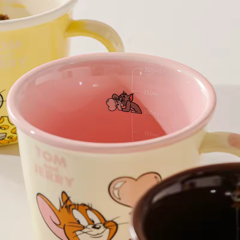 Classic Character Coffee Mug – 340ml